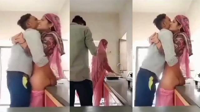Mature Aunty illegal affair Devar Fucks Painful – Sex Videos